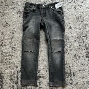 NWT LIU JO junior Ripped Distressed gray cropped Jeans.  Girls Size 12 - 152 cm